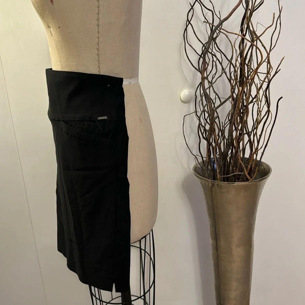 SC & Co midi black skort - Picture 3 of 7